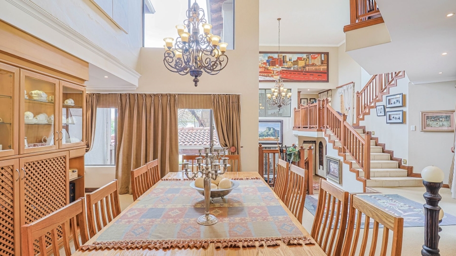 5 Bedroom Property for Sale in Birdwood Estate North West